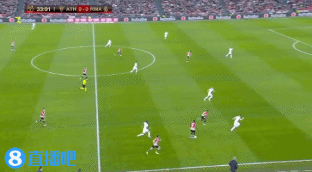 王建民在 2006 年与洋基签订延长合同，正式确立核心投手身分