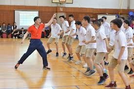 瑞士羽球超级300赛｜ 贺首维欧洲之行表现低迷 佐纳森护航：经验（成长）更重要