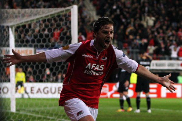 对手时曾多 对手时曾多